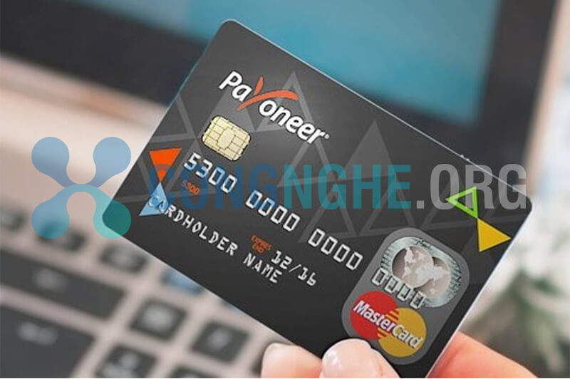 What is Payoneer?  Is it safe?  Can I withdraw money?